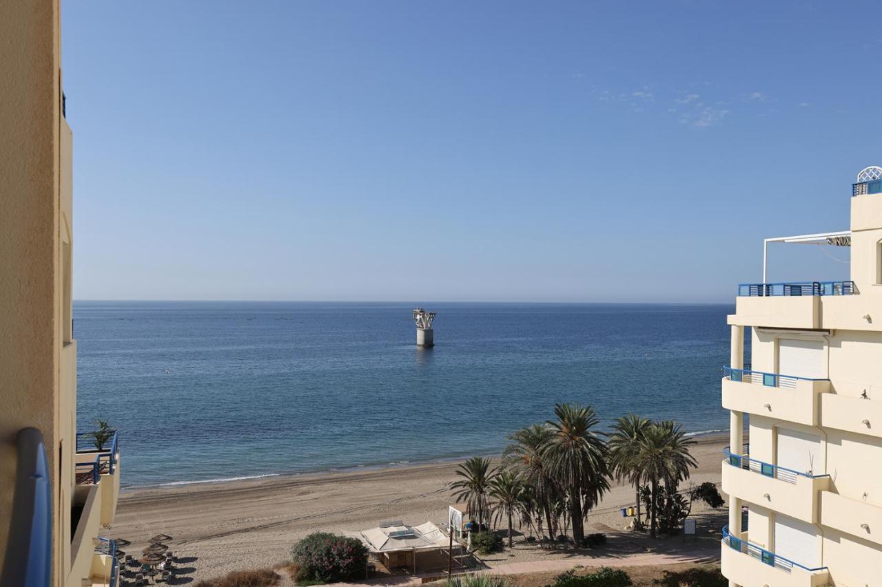 Lujo En Banana Beach Primera Linea De Playa Marbella Exterior foto